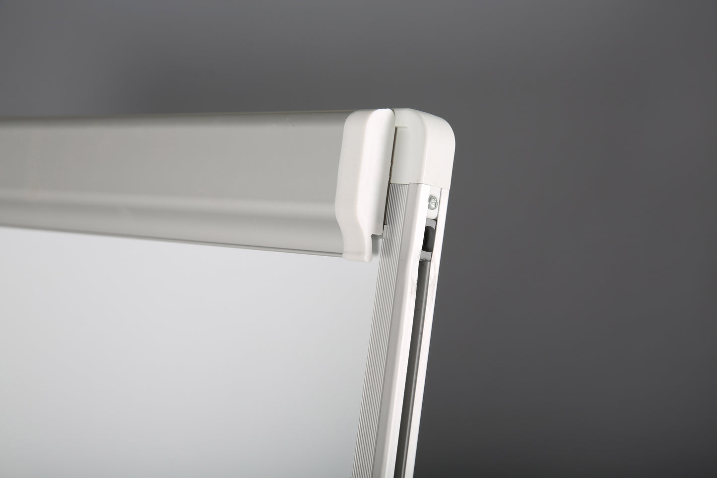 Flipchart Tafel Tripod, Magnetisches Whiteboard, 65 x 100 cm, Grau