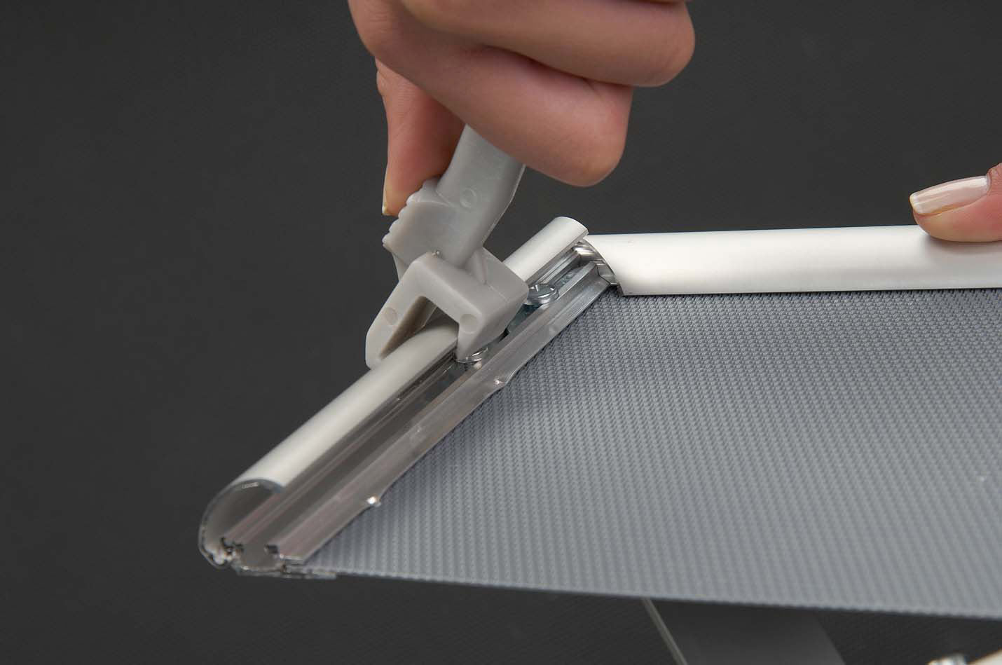 Klapprahmen, Security Frame, 25 mm Aluminiumprofil, Silber