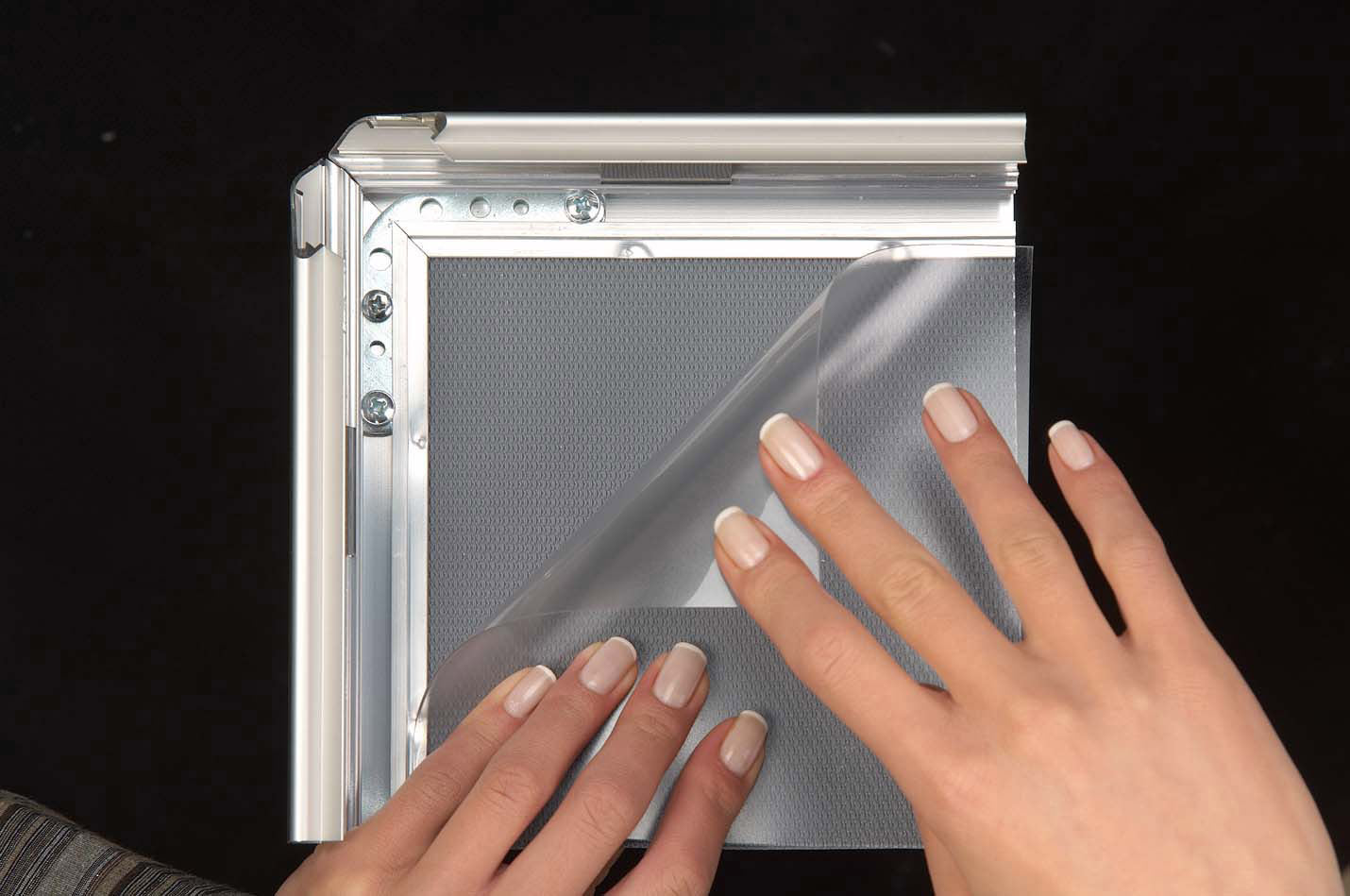 Klapprahmen, abschließbar, 32mm, Aluminiumprofil, Silber