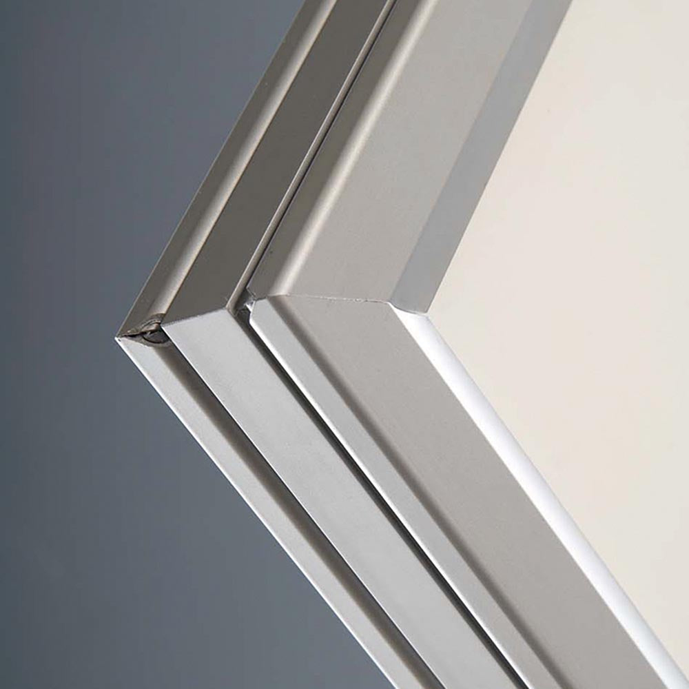 Kundenstopper Wind-Line Lux silber