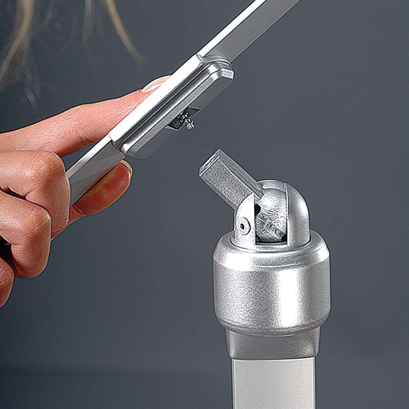 Flex-Infoständer mit Klapprahmen – verstellbarer Infoständer in mehreren Rahmenformaten, silber